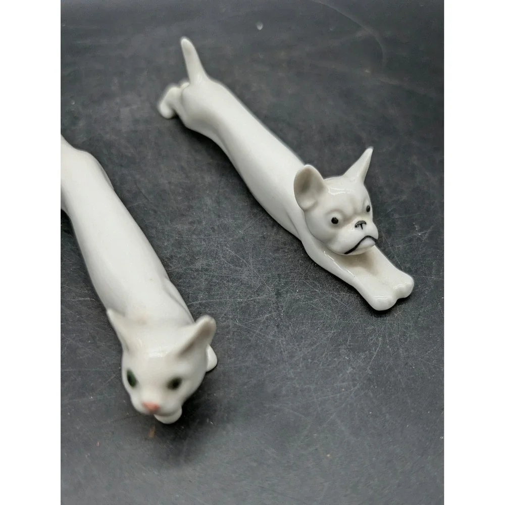 Set/2 Art Deco Pfeffer Gotha Vintage White Porcelain Cat and Dog Knife Rests 3